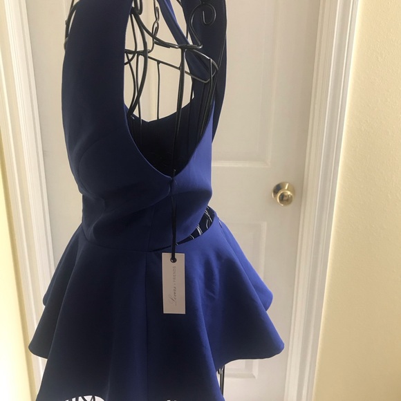 2x HOST PICK Lovers + Friends NWT Open Back Blouse NWT Size XS Gorgeous - Picture 5 of 7